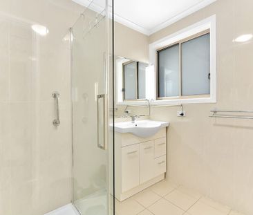 377 Cheltenham Road, Keysborough VIC 3173 - House For Rent | Domain - Photo 4