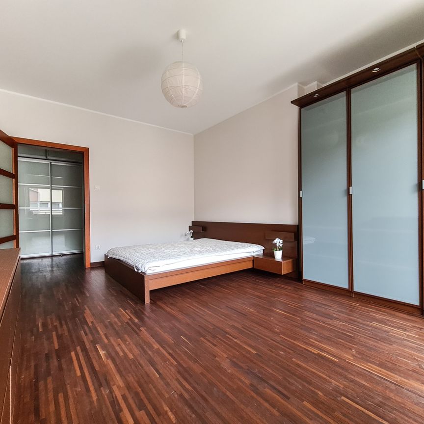 Poznań Centrum ul. Za Groblą - Zdjęcie 1