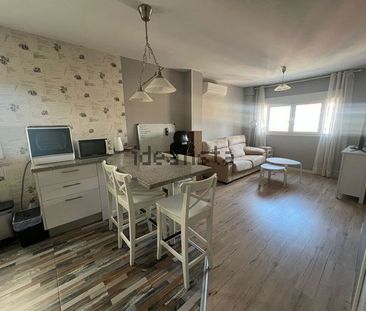 Alquiler de piso en Calle Don Cristian - Photo 3