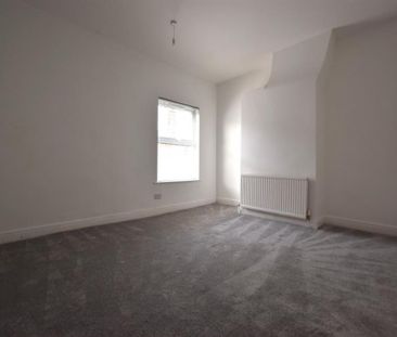 2 Bedroom Terraced To Let - Photo 5