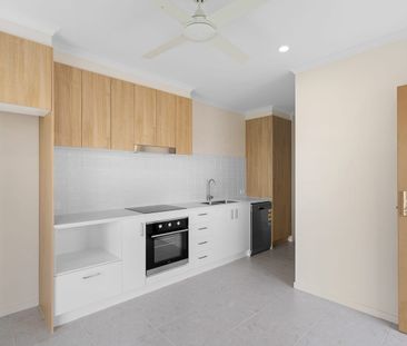 2/18 Matilda Court, Deception Bay, Qld 4508 - Photo 5