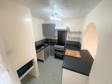 1 bedroom terraced house to rent - Photo 4