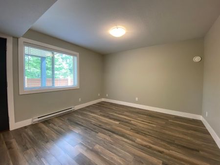 144 Kian Place – Lower - Photo 4