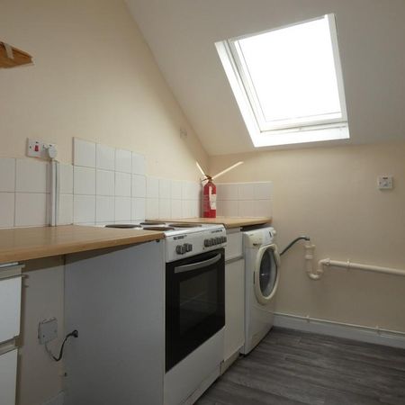 1 bedroom property to rent - Photo 3