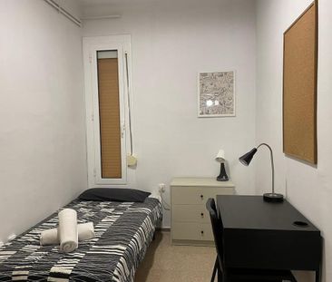 Gran Via de les Corts Catalanes, Barcelona, Catalonia 08015 - Photo 1