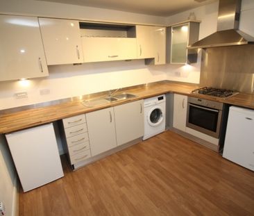 2 Bedroom Apartment - Photo 4