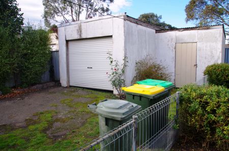 5 Joseph Street, Eureka Vic 3350 - Photo 2