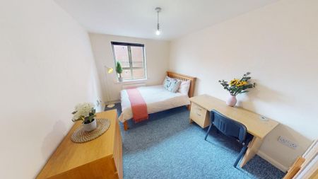 2 bedroom flat to rent - Photo 3