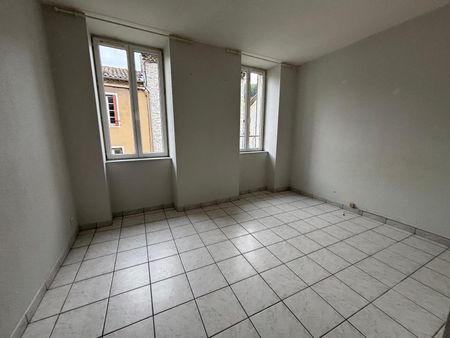 Location Appartement 4 pièces 85m² VALS LES BAINS 07600 - Photo 2