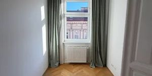 Helle 2 Zimmer Altbauwohnung - Photo 3