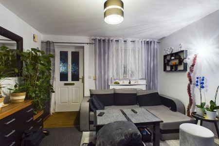 2 bedroom terraced house to rent - Photo 3