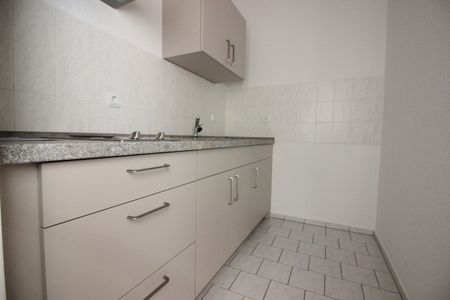 Single-Küche ist schon drin- 1-Raum-Wohnung mit Wanne und Balkon - Foto 5