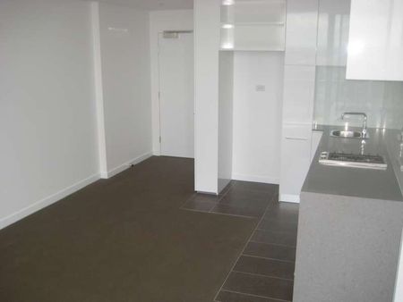 2013/8 Marmion Place, Docklands VIC 3008 - Photo 2