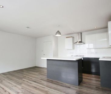 Ocean present this modern 2 bedroom first floor flat located on Nor... - Photo 5