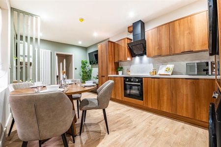 Studio to rent - Photo 2