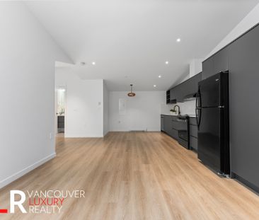 Laneway House in Vancouver West Side, BC - Photo 3