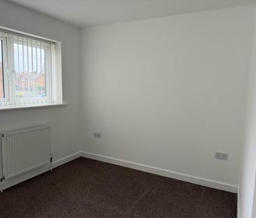 3 bedroom end of terrace house to rent - Photo 5