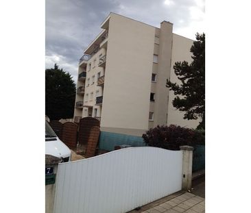 CHEVIGNY SAINT SAUVEUR Au calme petit immeuble - Photo 4