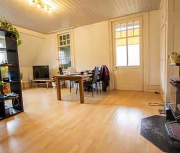 Idyllic apartment with a view of the countryside and pure tranquility! - Photo 1