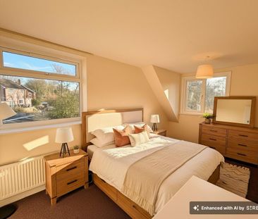 3 bedroom semi-detached house to rent - Photo 4