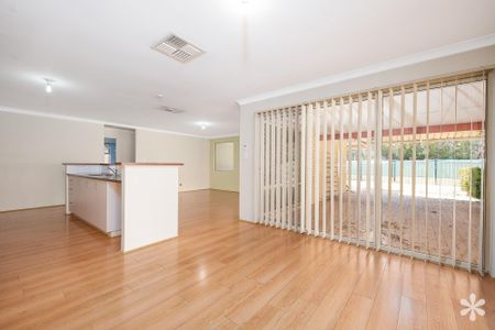 10 Bodallin Crescent - Photo 3