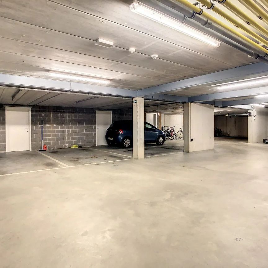 Recent twee slaapkamerappartement met ruim terras van 20 m² en staanplaats, vlakbij Leuven - EPC 71 kWh/m² - bewoonbare oppervlakte 80 m² - Photo 1