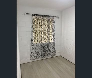 Stylish 2-Bedroom Unit in a Prime Location - Photo 2