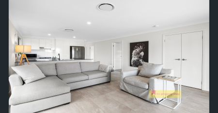 CONTEMPORARY LIVING IN A QUIET ESTATE - Photo 3