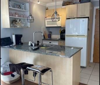 Short term Furnished downtown pet-friendly studio with amenity - Photo 2