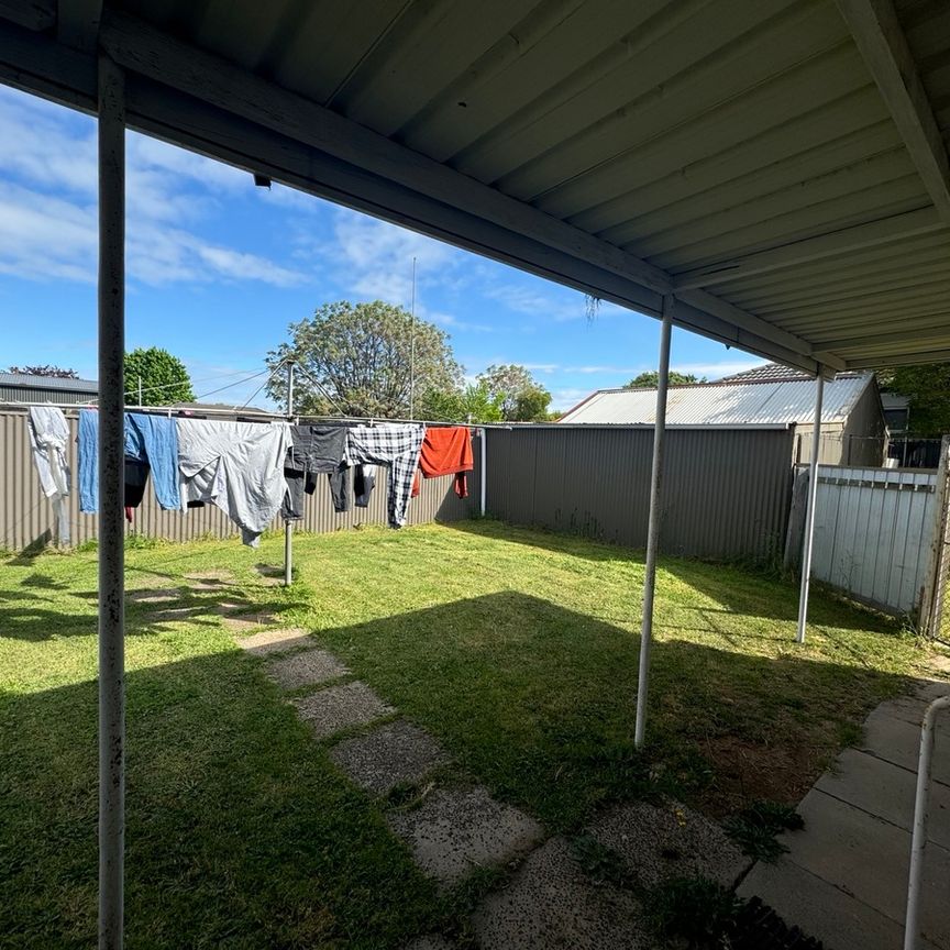 Two bedroom home in South Shepparton - Photo 1