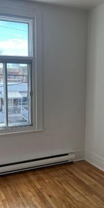 Grand logement Mercier Ouest rue Lacordaire - Photo 3