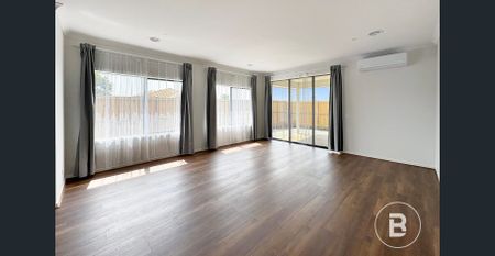 BRAND NEW FOUR BEDROOM HOME WITH LOW MAINTENANCE GARDEN - Photo 2