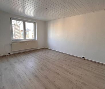 3-Raum-Wohnung in Halberstadt im 3.Obergeschoss - Photo 1