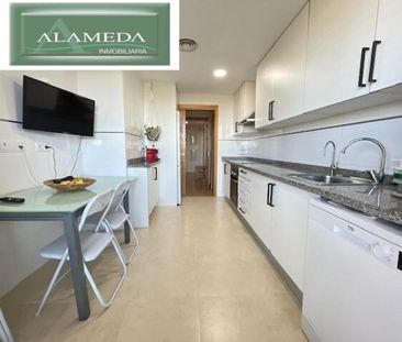 3 room luxury Flat for rent in Valencia, Spain - Photo 4
