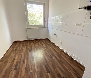 3-Zimmer-Wohnungim 1. Obergeschoss mit Dusche in Wilhelmshaven - zentrale Lage !!! - Photo 4