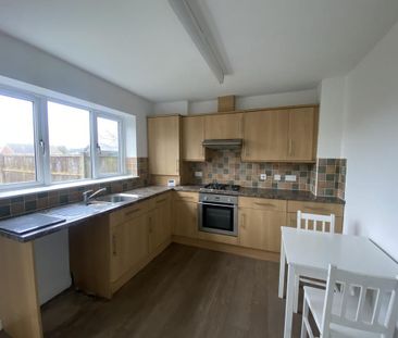 2 bedroom terraced house to rent - Photo 5