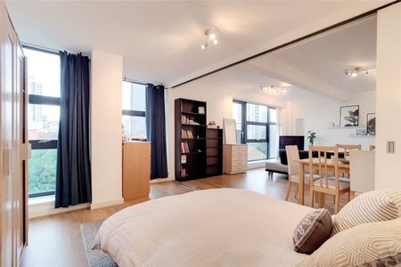 Channelsea Road London E15 - Photo 3