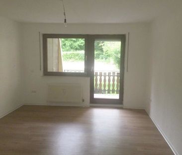 Ihr neues Zuhause? Charmante 3-Zimmer-Wohnung mit Balkon - Photo 1