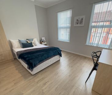 3 bedroom terraced house to rent - Photo 5