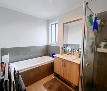 34B Second Street, Clayton VIC 3168 - Townhouse For Rent | Domain - Photo 2