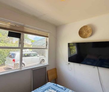 27 Glendene Avenue - Photo 2