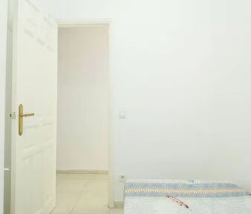 Carrer de Sant Roc, Barcelona, Catalonia 08014 - Photo 5