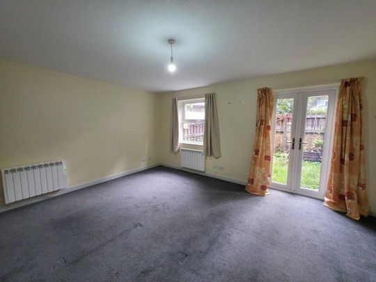 3 bedroom end of terrace house to rent - Photo 1