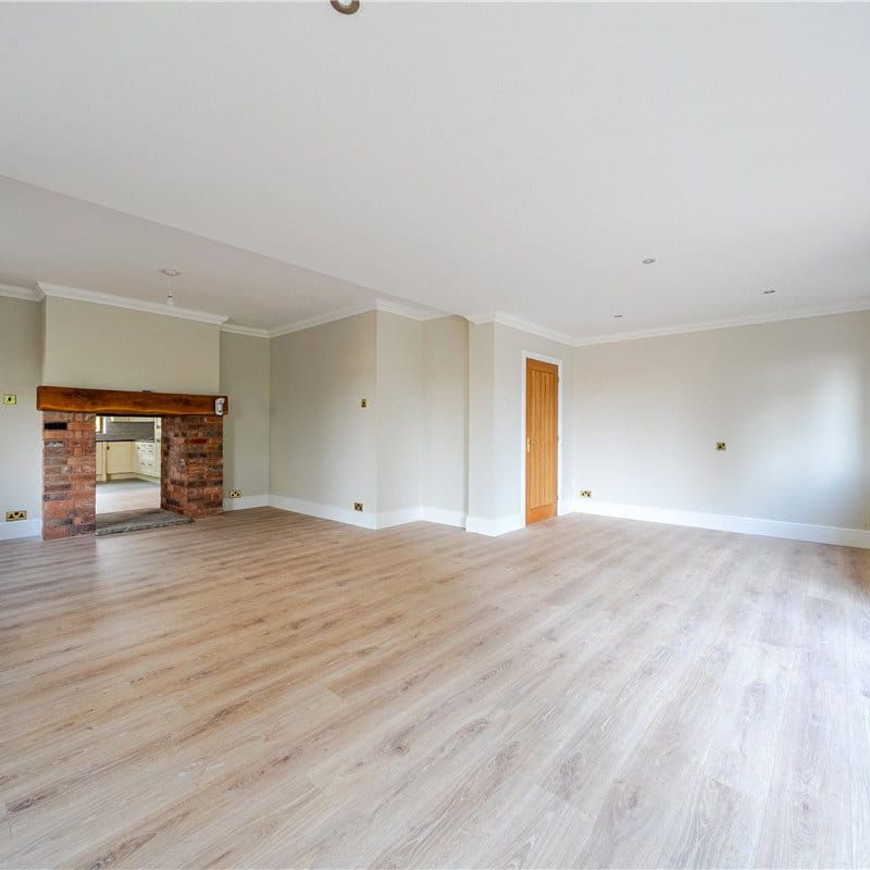 A four bedroom detached property situated within Lichfield, Staffordshire. - Photo 1