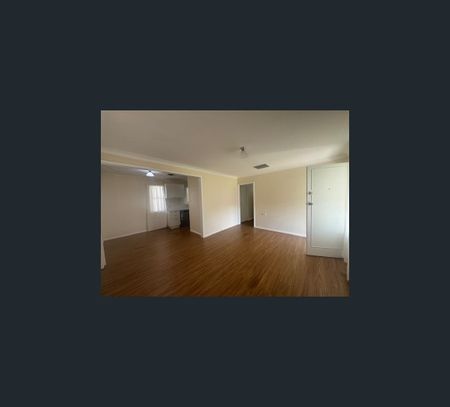 4 Electra Street, South Tamworth, NSW 2340 - Photo 2