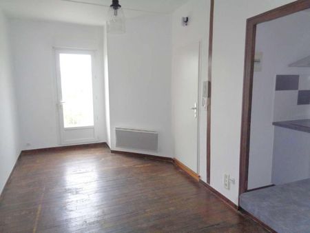 Location Appartement 1 pièce 24m² TOURS 37100 - Photo 3