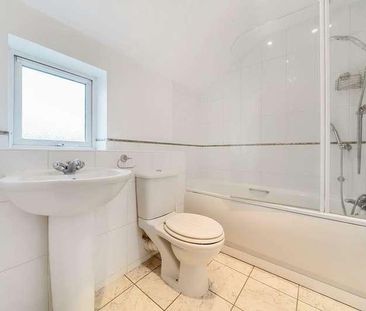 Crowell Mews, Aylesbury, Bucks, HP19 - Photo 5