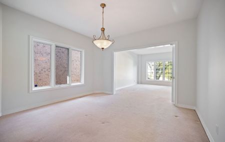 For Lease - 2947 HAMMOND Road, Mississauga, Ontario - Photo 2