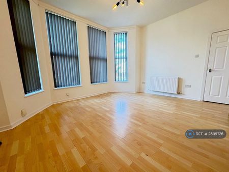 1 bedroom flat to rent - Photo 3