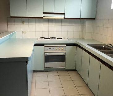 Inner-City Townhouse Living - Photo 1